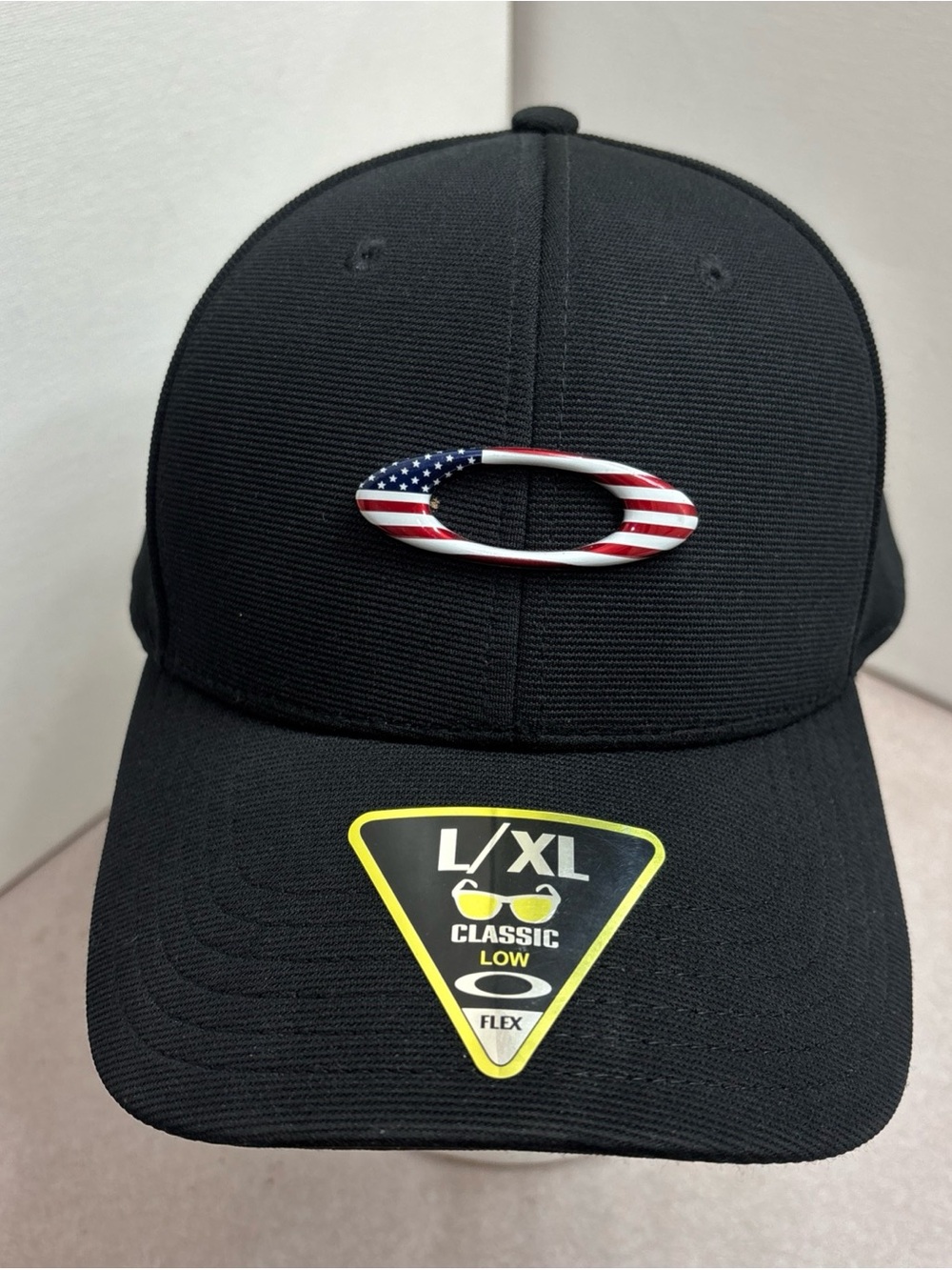 Oakley Tincan Black Cap Hat Size LG XL Stretch Fit USA American Flag Low Profile